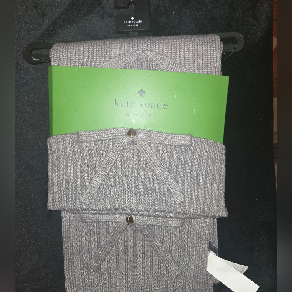 Kate Spade Heather Gray Hat And Scarf Set